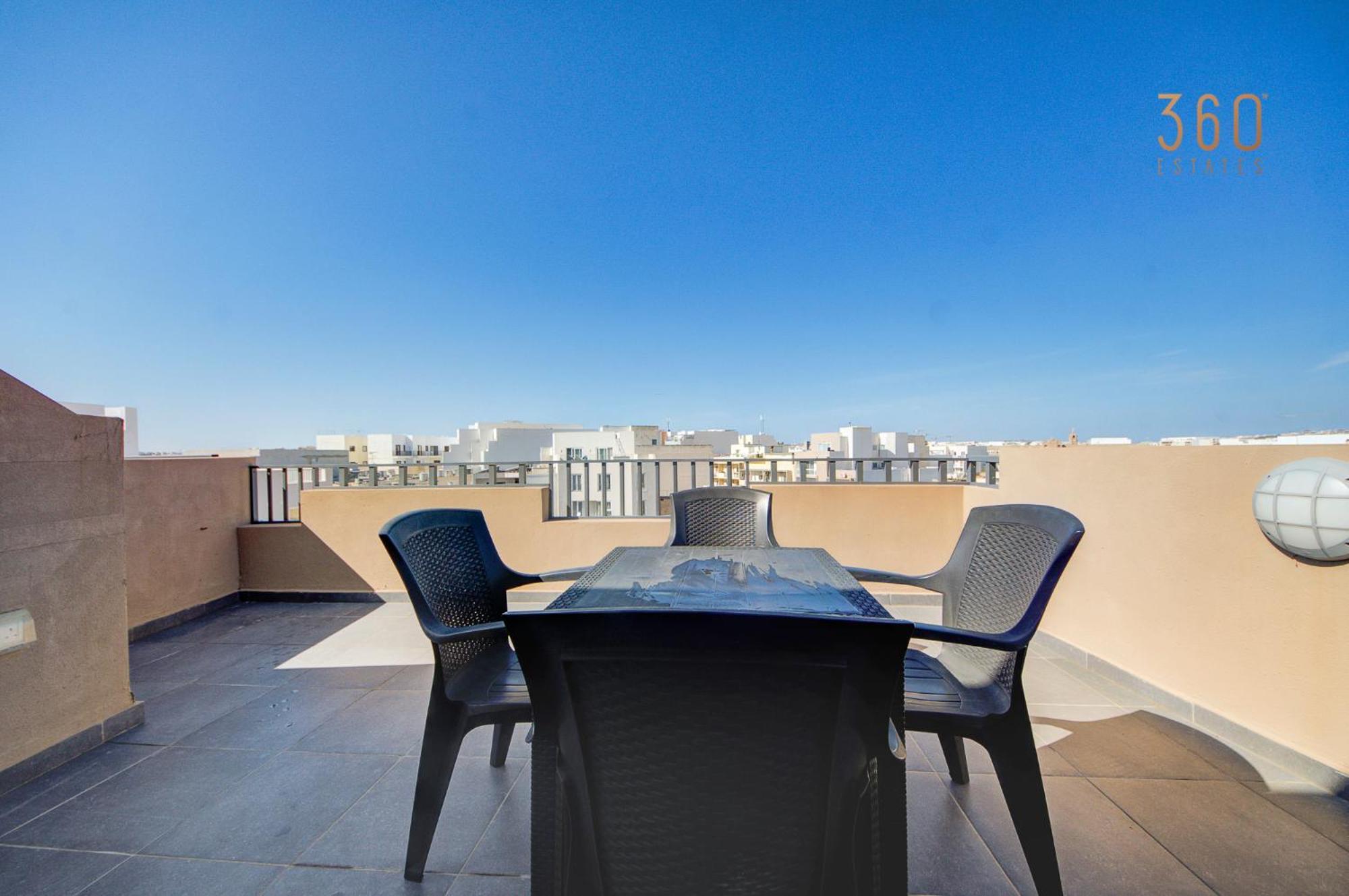 Lovely 3Br Penthouse With Terrace Close To Marina By 360 Estates Apartment Pieta Exterior photo